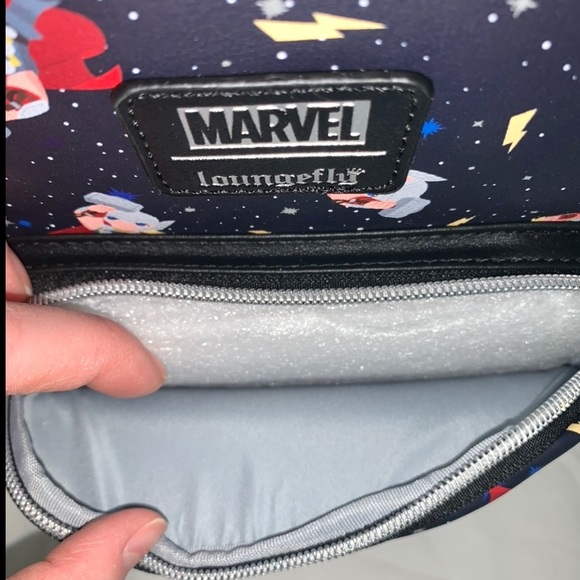 Loungefly Mini Backpack Marvel Thor - Picture 8 of 9